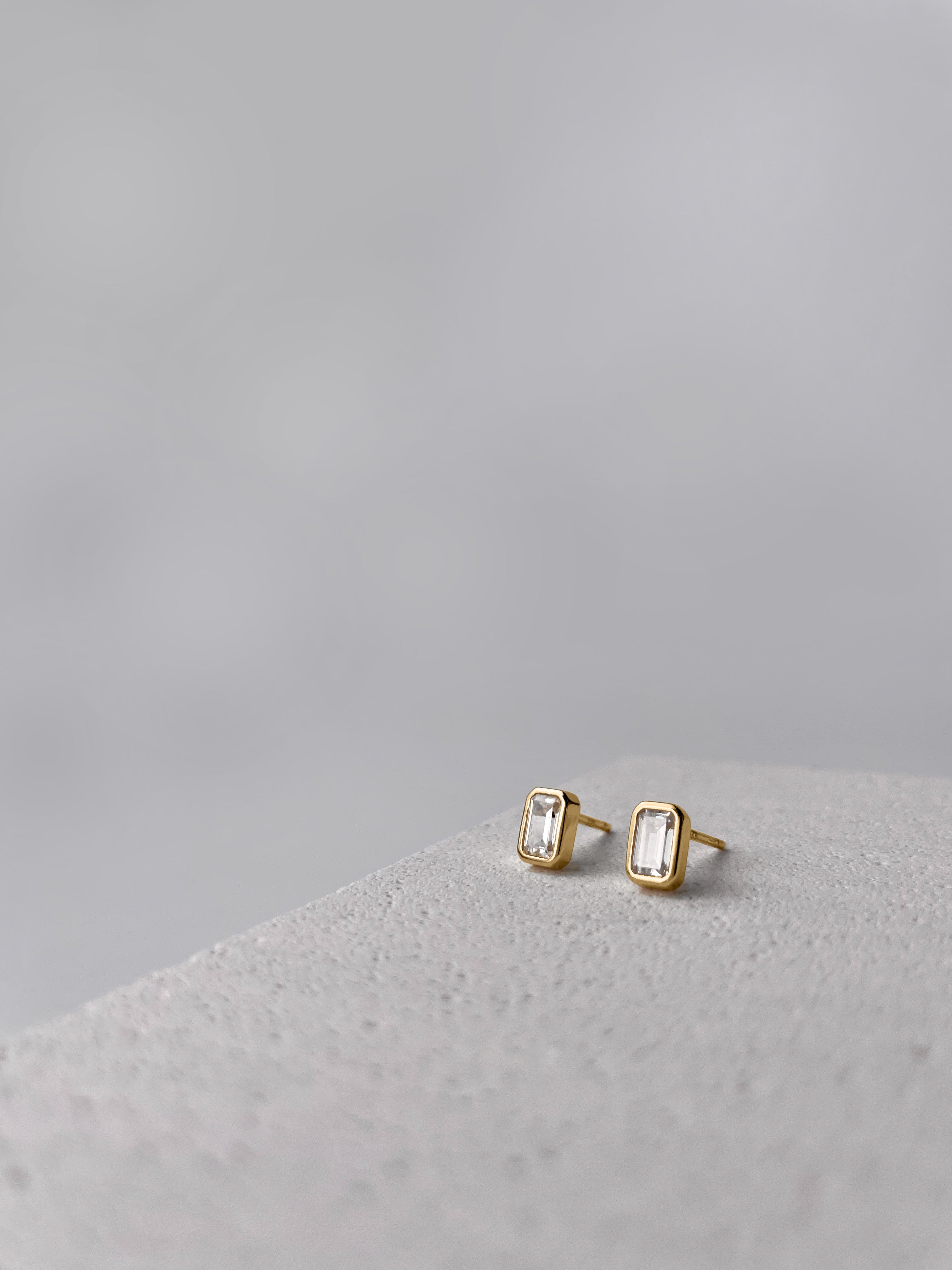 Tender Objects New Light Studs - Minimalist earrings with a chic design. Elevate your style with these modern and elegant studs.